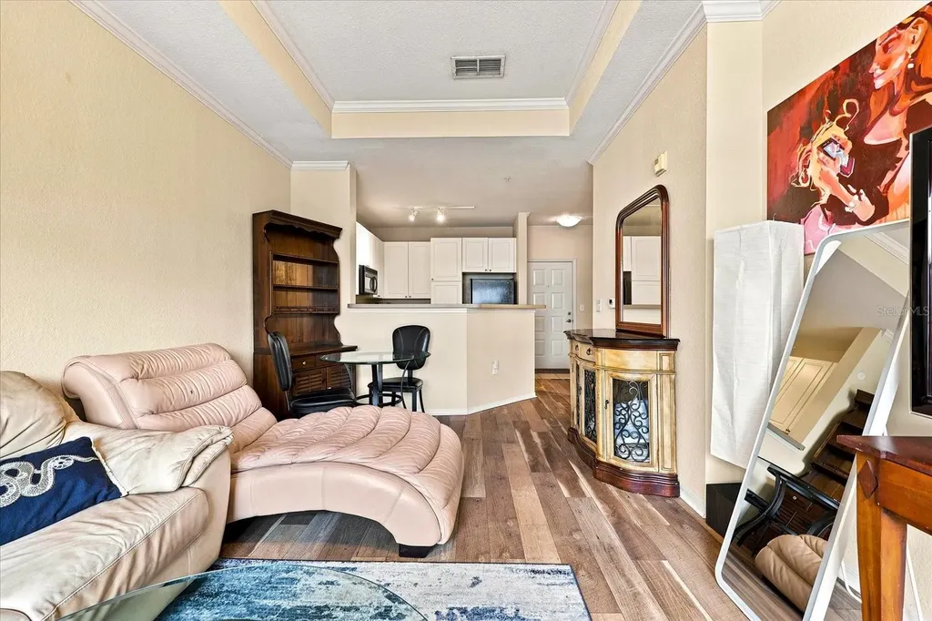 4221 W Spruce Street Tampa FL 33607