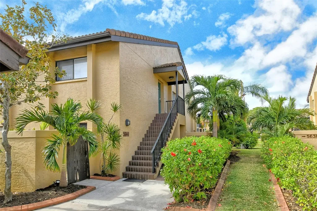 5644 Ashton Lake Drive Sarasota FL 34231