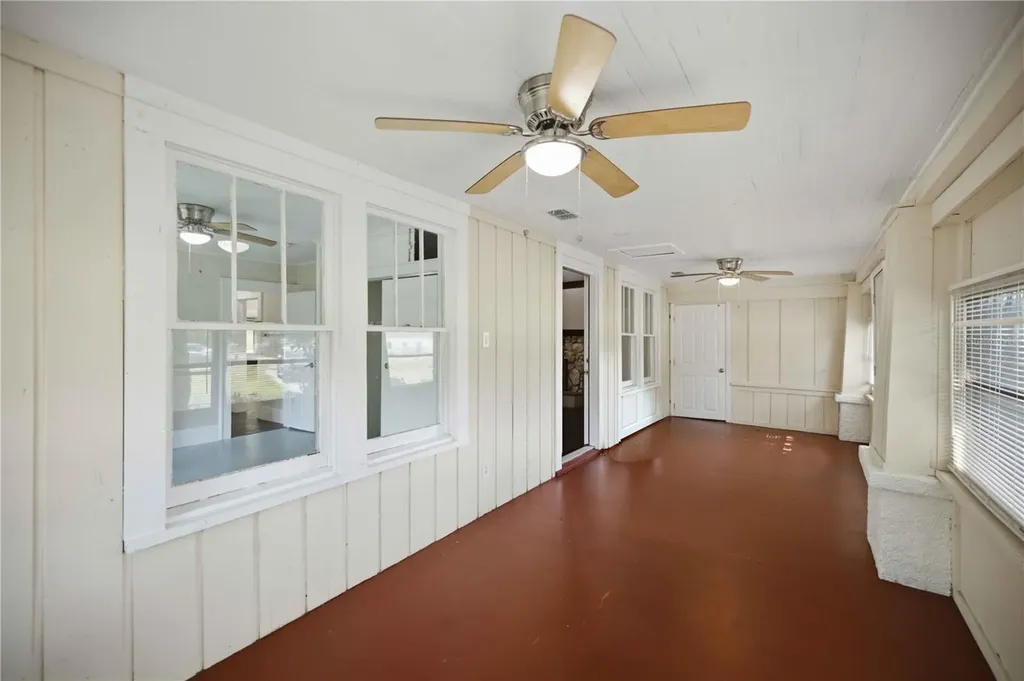 2107 NE 8th Road Ocala FL 34470