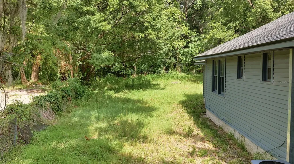 2107 NE 8th Road Ocala FL 34470