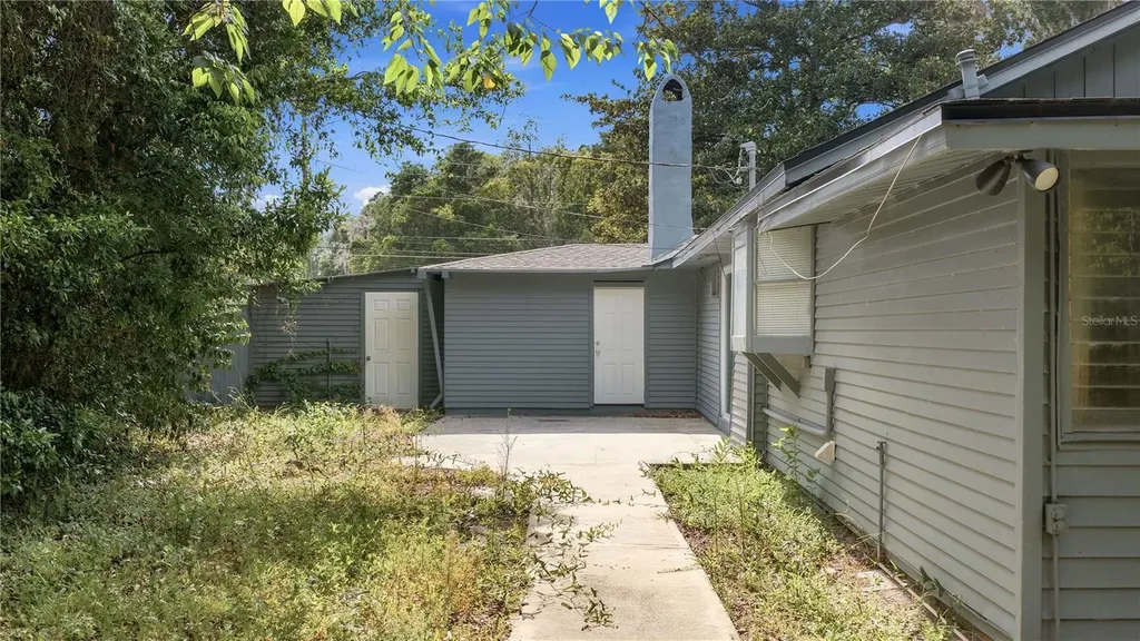 2107 NE 8th Road Ocala FL 34470