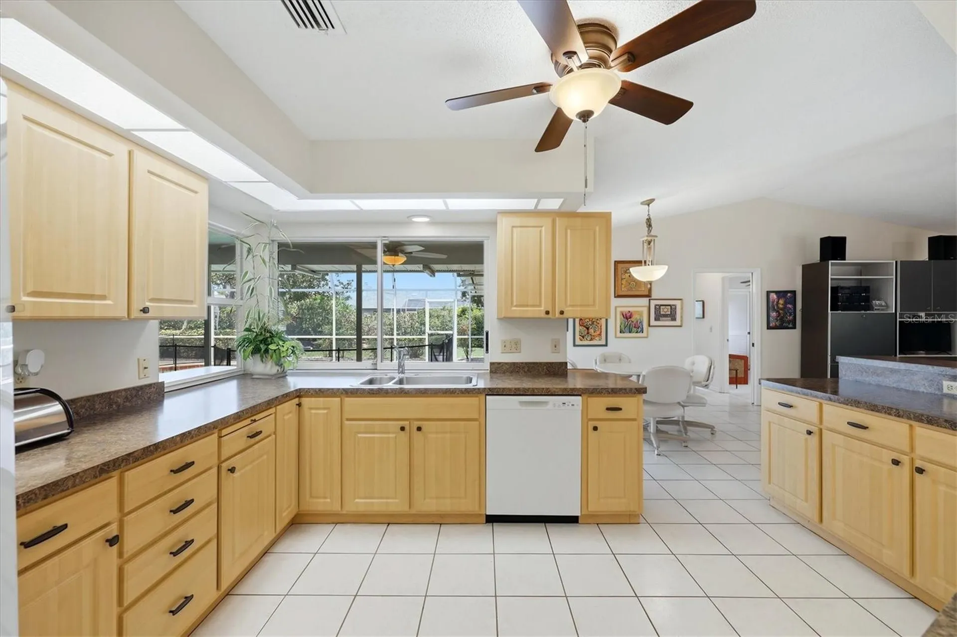 5511 Country Lakes Trail Sarasota FL 34243