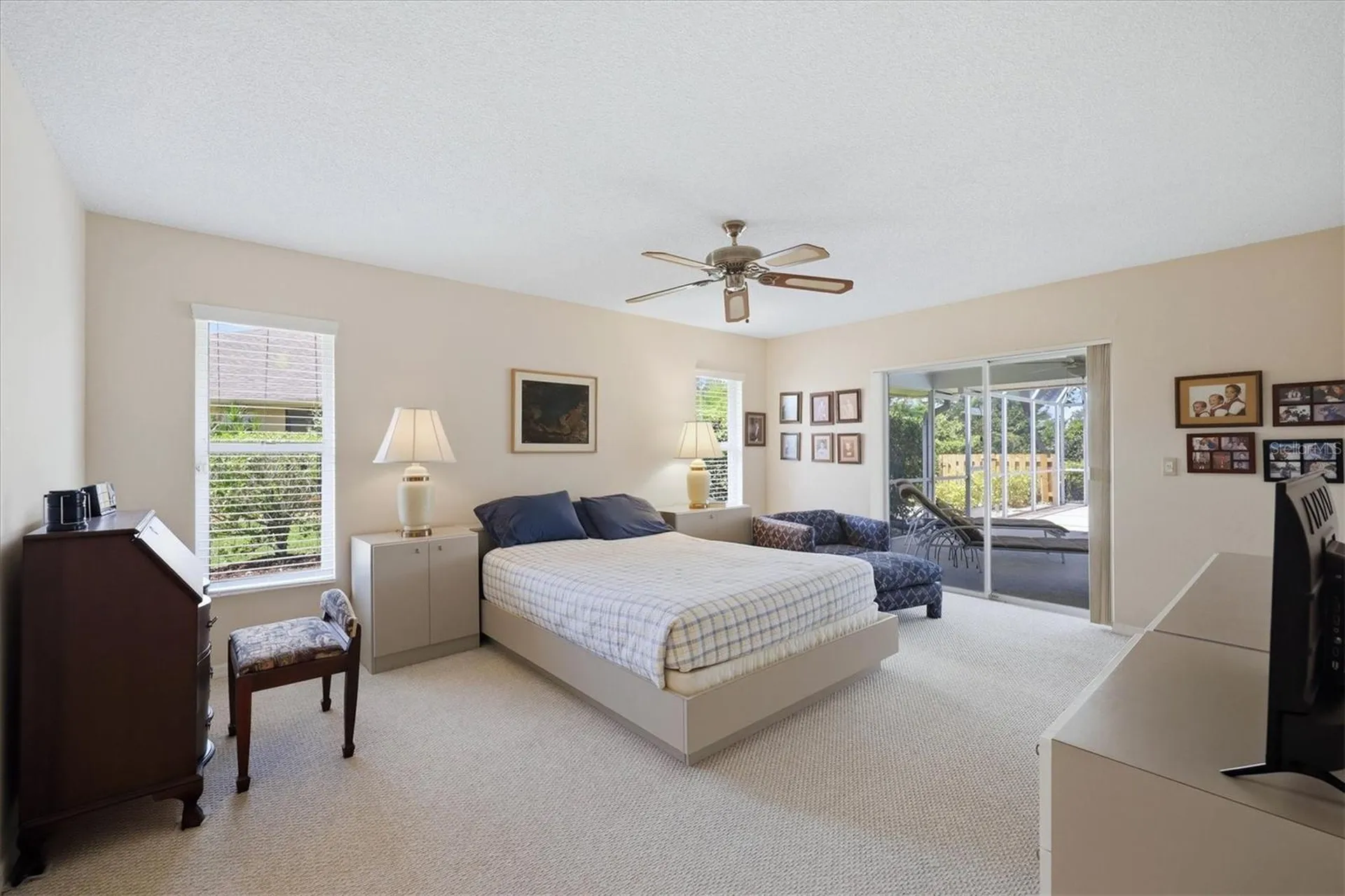 5511 Country Lakes Trail Sarasota FL 34243