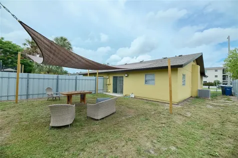 2308 60th Avenue W Bradenton FL 34207