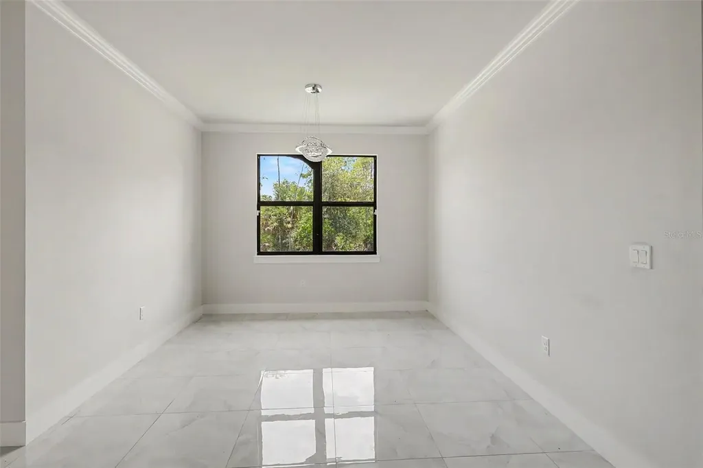2420 52nd Avenue NE Naples FL 34120