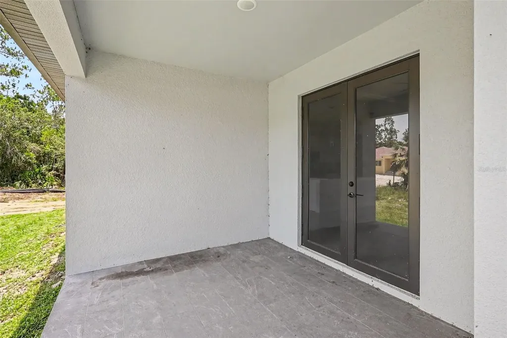 2420 52nd Avenue NE Naples FL 34120