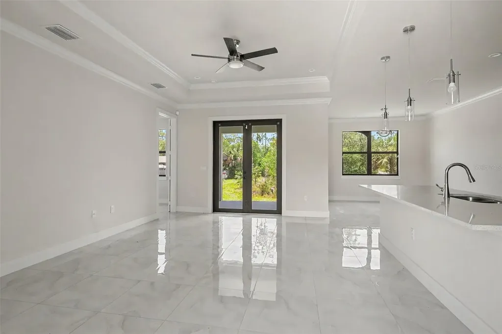 2420 52nd Avenue NE Naples FL 34120