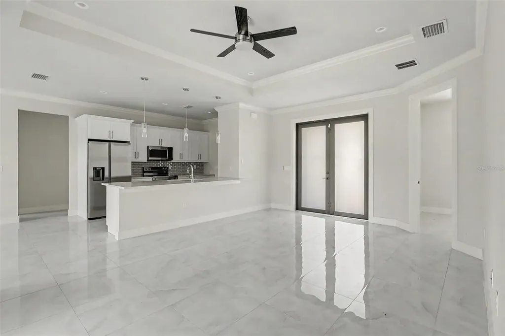 2420 52nd Avenue NE Naples FL 34120