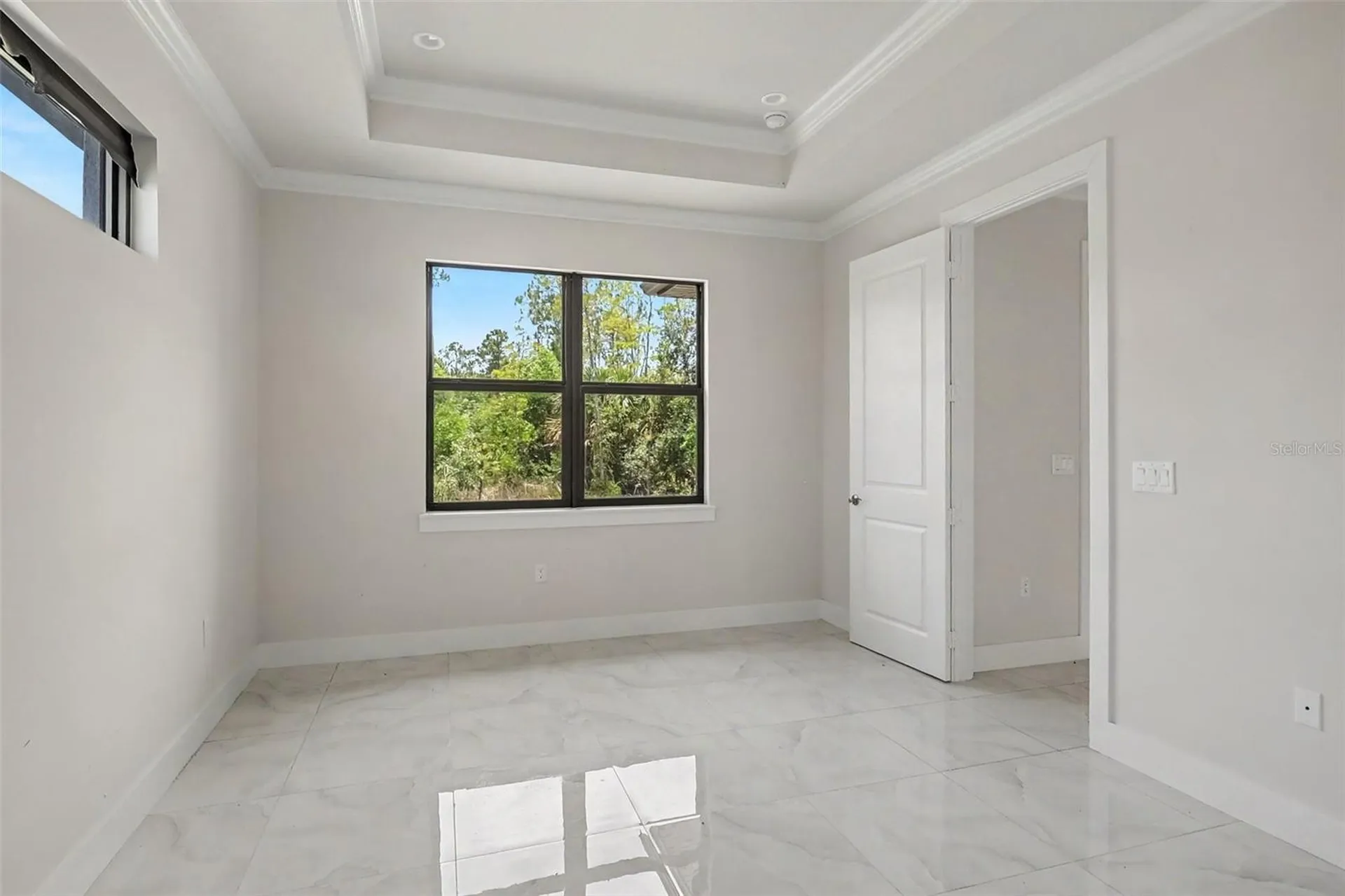 2420 52nd Avenue NE Naples FL 34120