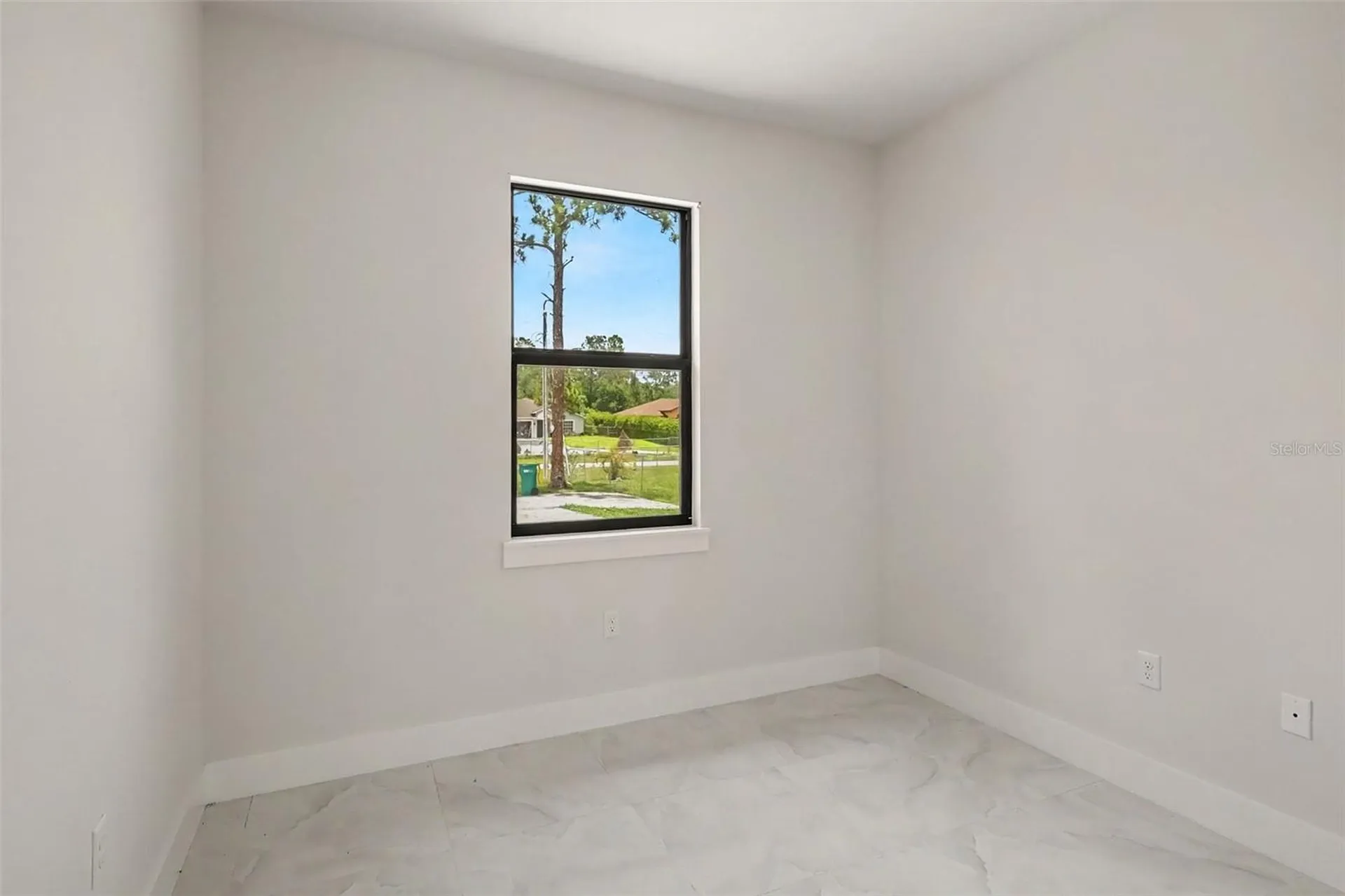 2420 52nd Avenue NE Naples FL 34120
