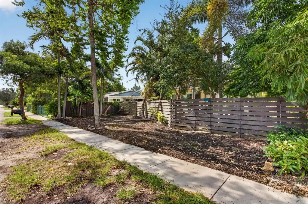 732 NW 18th Street Fort Lauderdale FL 33311