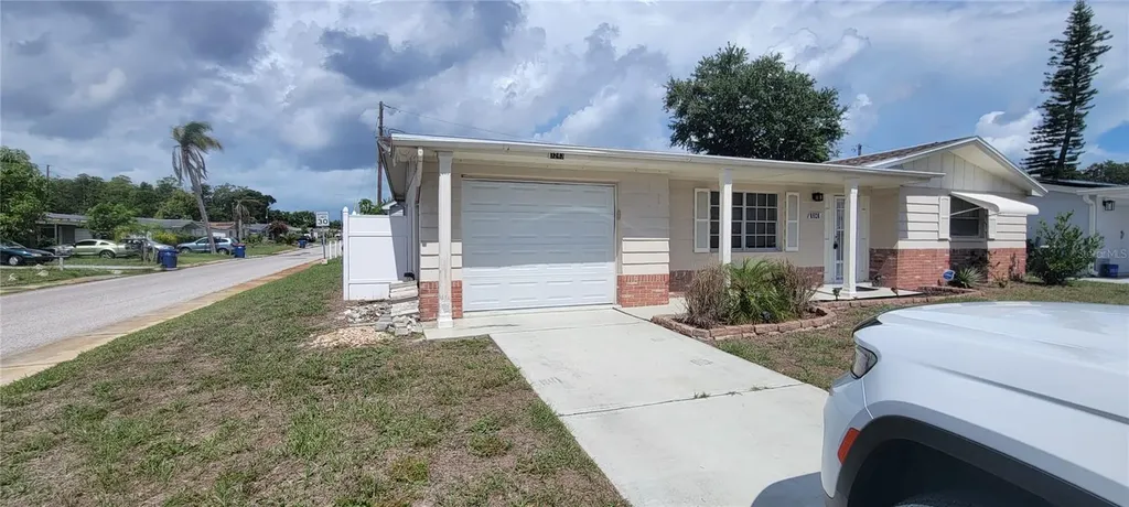 3243 Bayport Drive Holiday FL 34691
