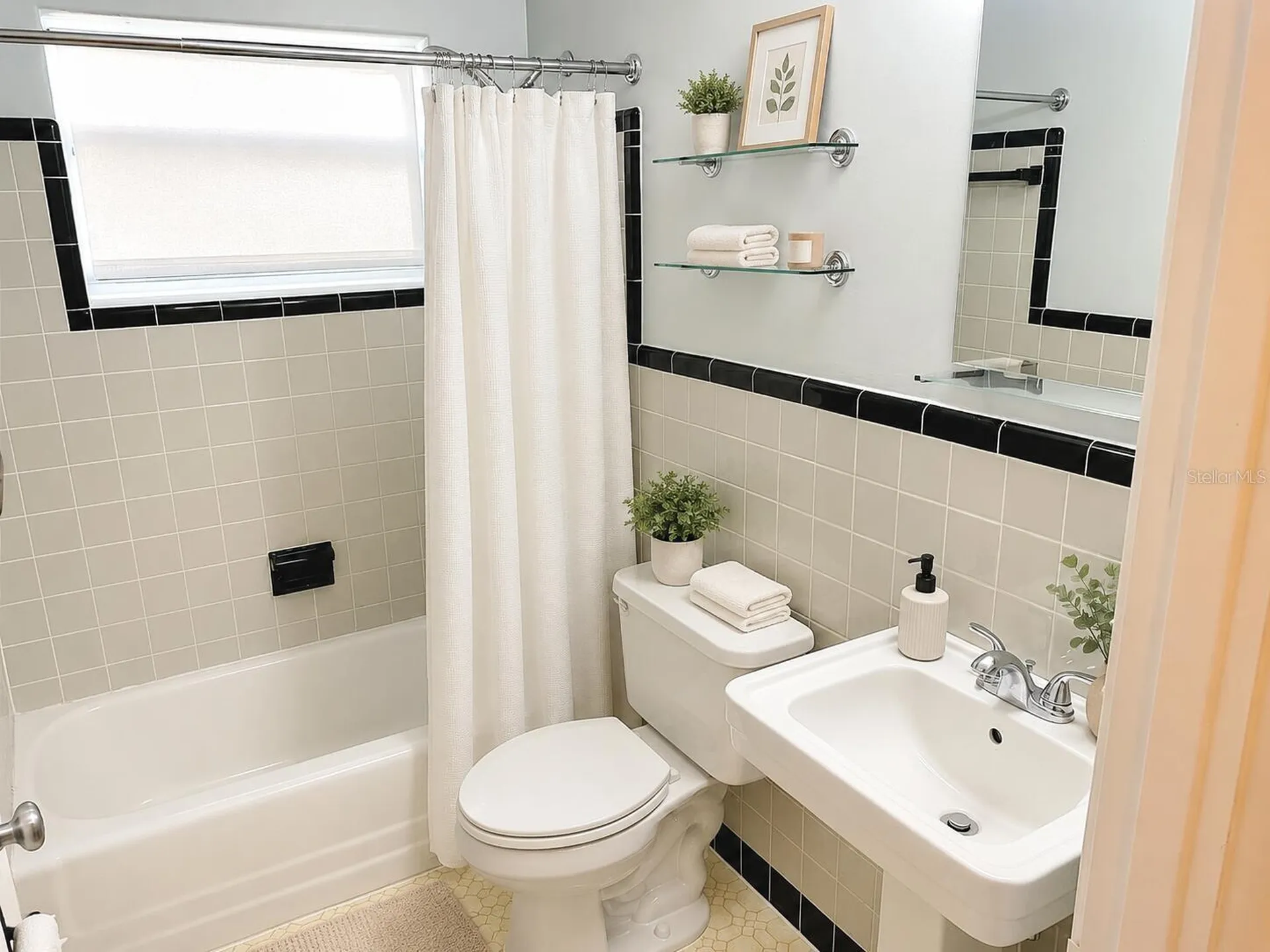 1025 Lake Jessamine Drive Orlando FL 32839
