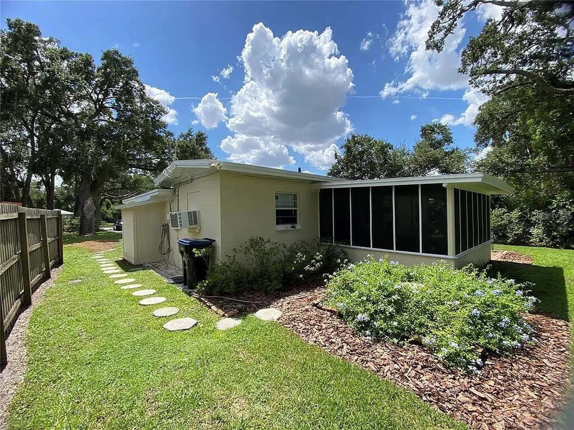 1025 Lake Jessamine Drive Orlando FL 32839
