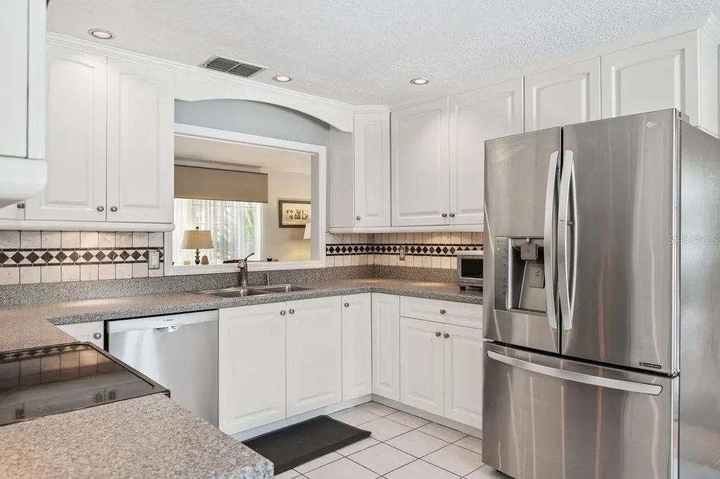 1129 Climbing Rose Drive Orlando FL 32818