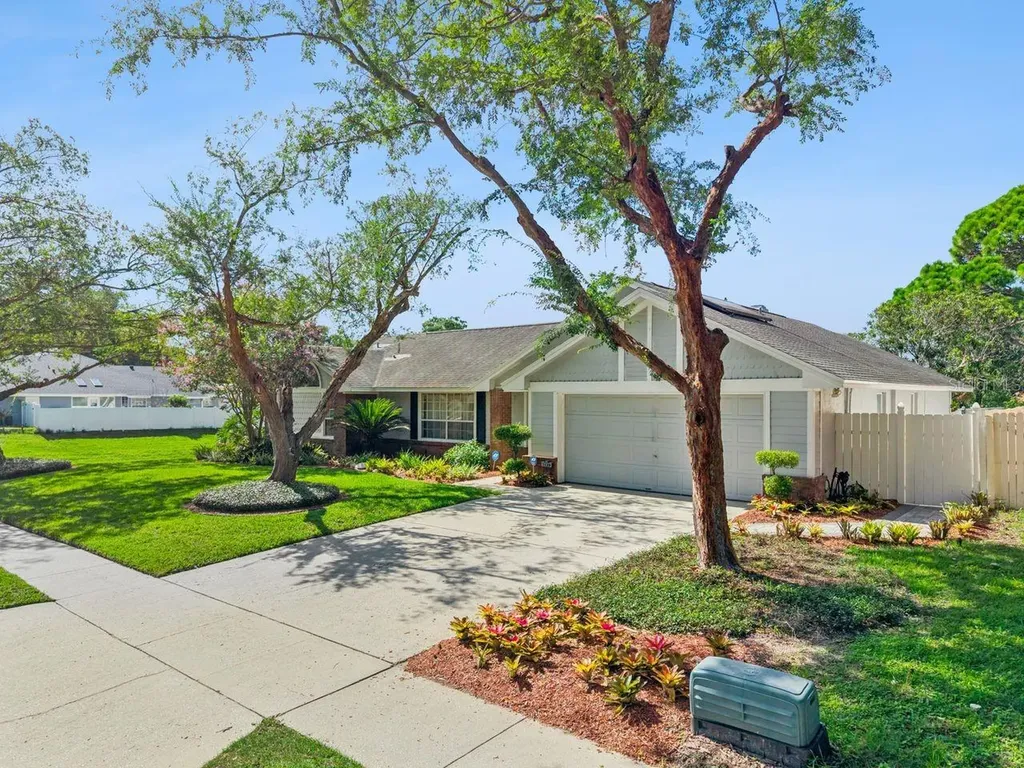 1129 Climbing Rose Drive Orlando FL 32818