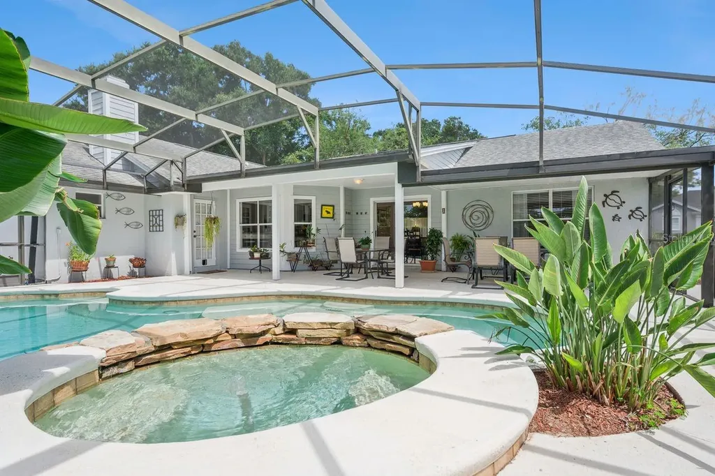 1129 Climbing Rose Drive Orlando FL 32818