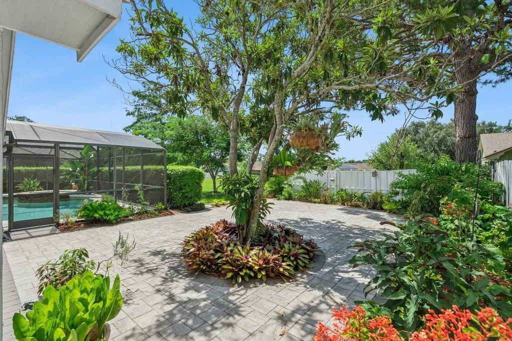 1129 Climbing Rose Drive Orlando FL 32818