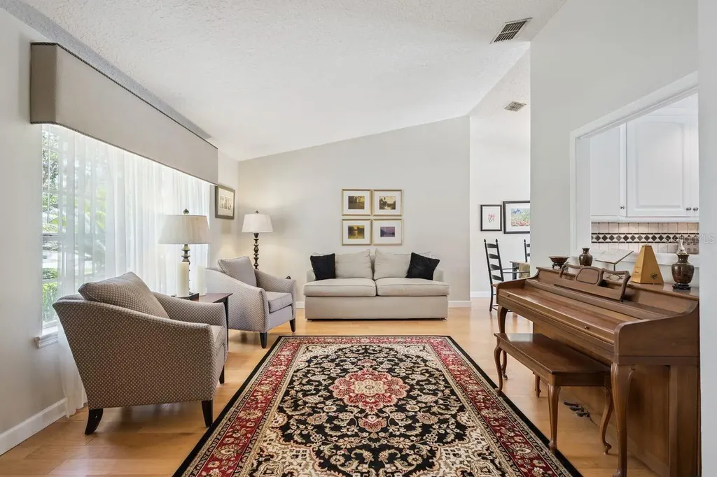 1129 Climbing Rose Drive Orlando FL 32818
