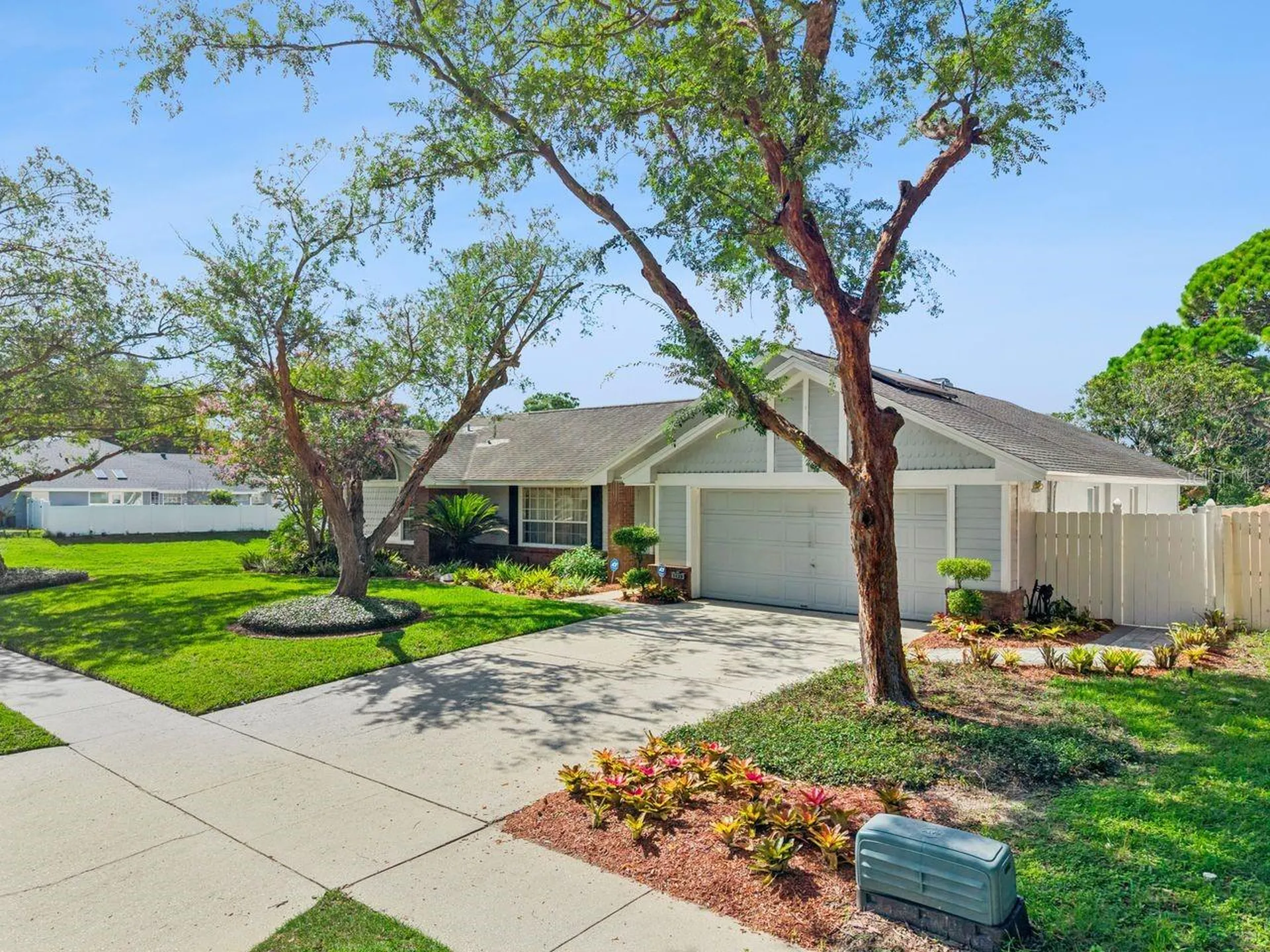 1129 Climbing Rose Drive Orlando FL 32818