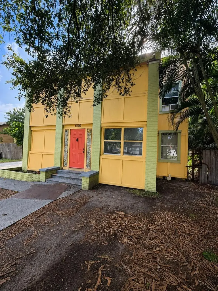 1726 Newark Street S St Petersburg FL 33711