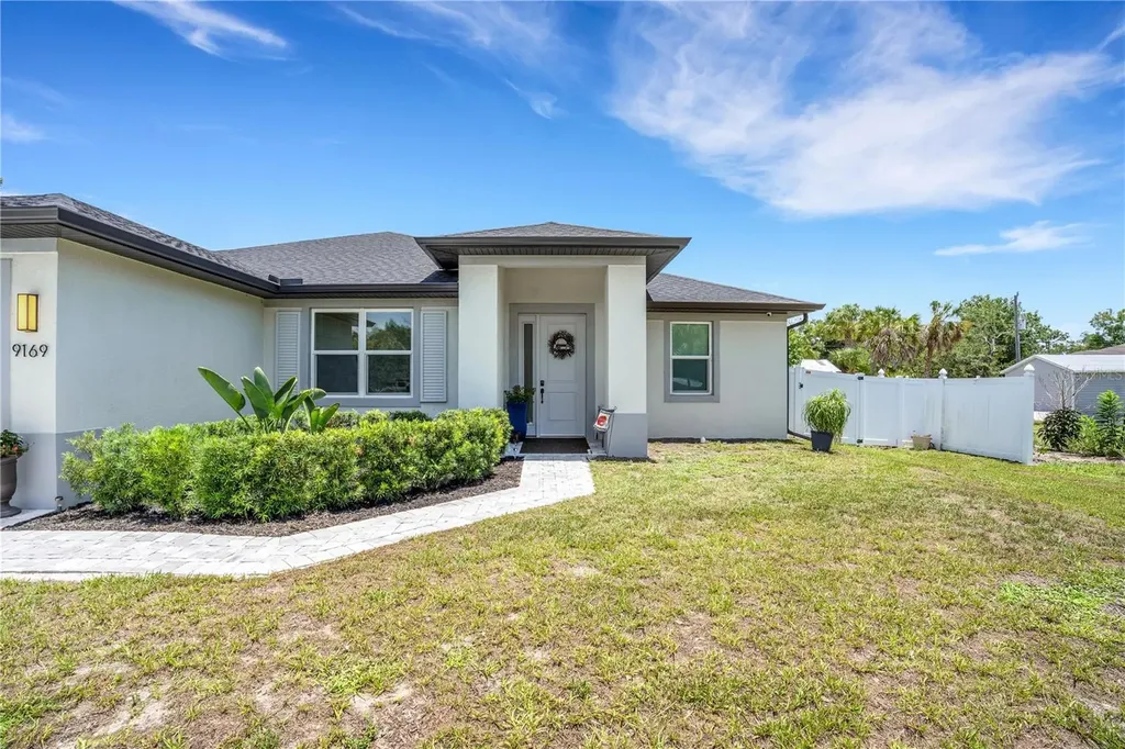 9169 Clewiston Terrace Englewood FL 34224