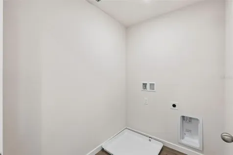 2253 Rita Lane Kissimmee FL 34744