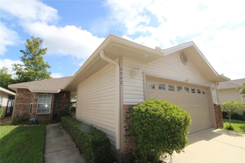 4742 NW 79th Road Gainesville FL 32653