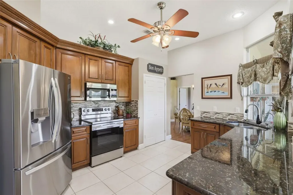 696 Wyckliffe Place Winter Springs FL 32708