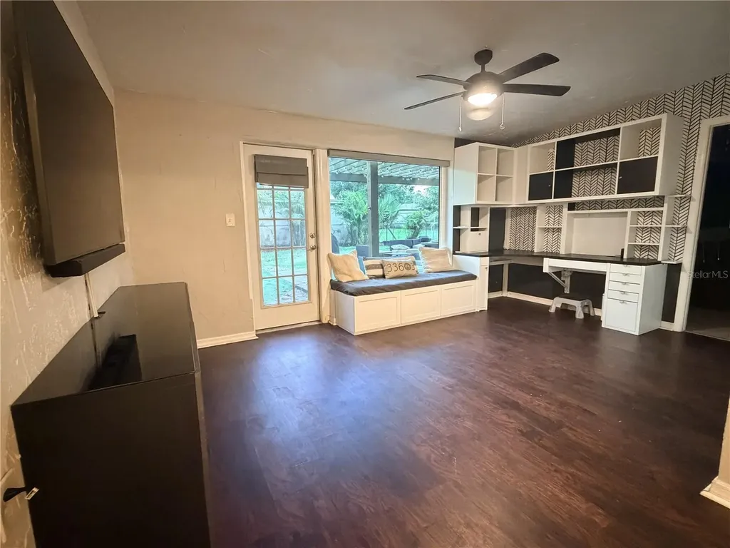 1707 W Comanche Avenue Tampa FL 33603