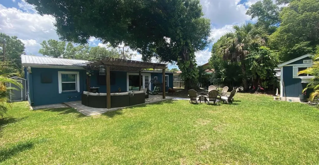 1707 W Comanche Avenue Tampa FL 33603