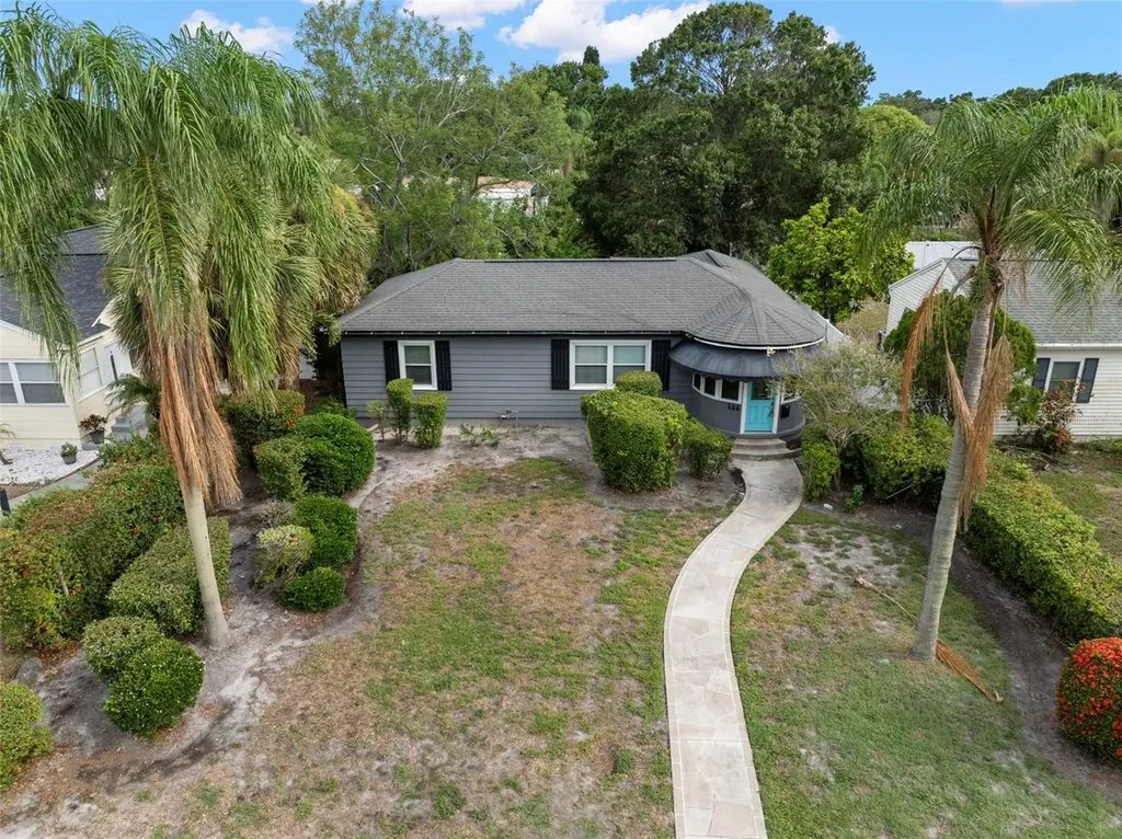 446 37th Avenue NE St Petersburg FL 33704