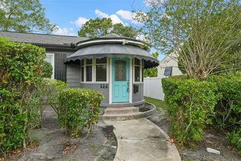 446 37th Avenue NE St Petersburg FL 33704