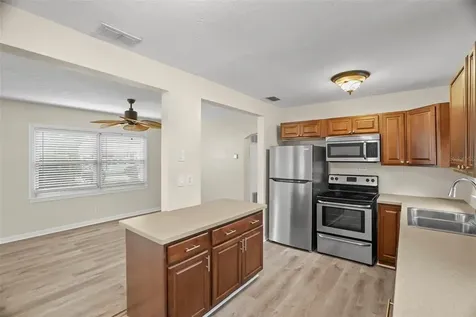 446 37th Avenue NE St Petersburg FL 33704