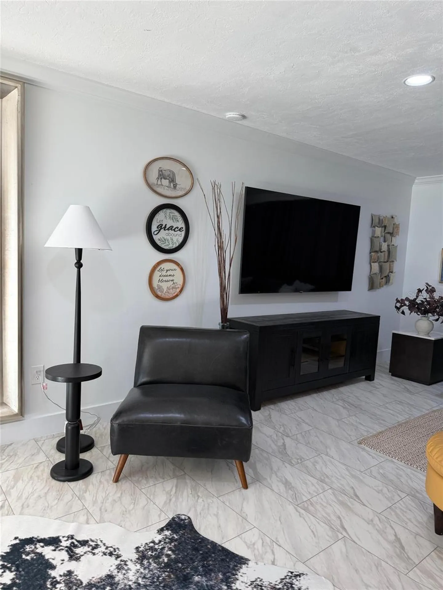 4534 N Lake Drive Sarasota FL 34232