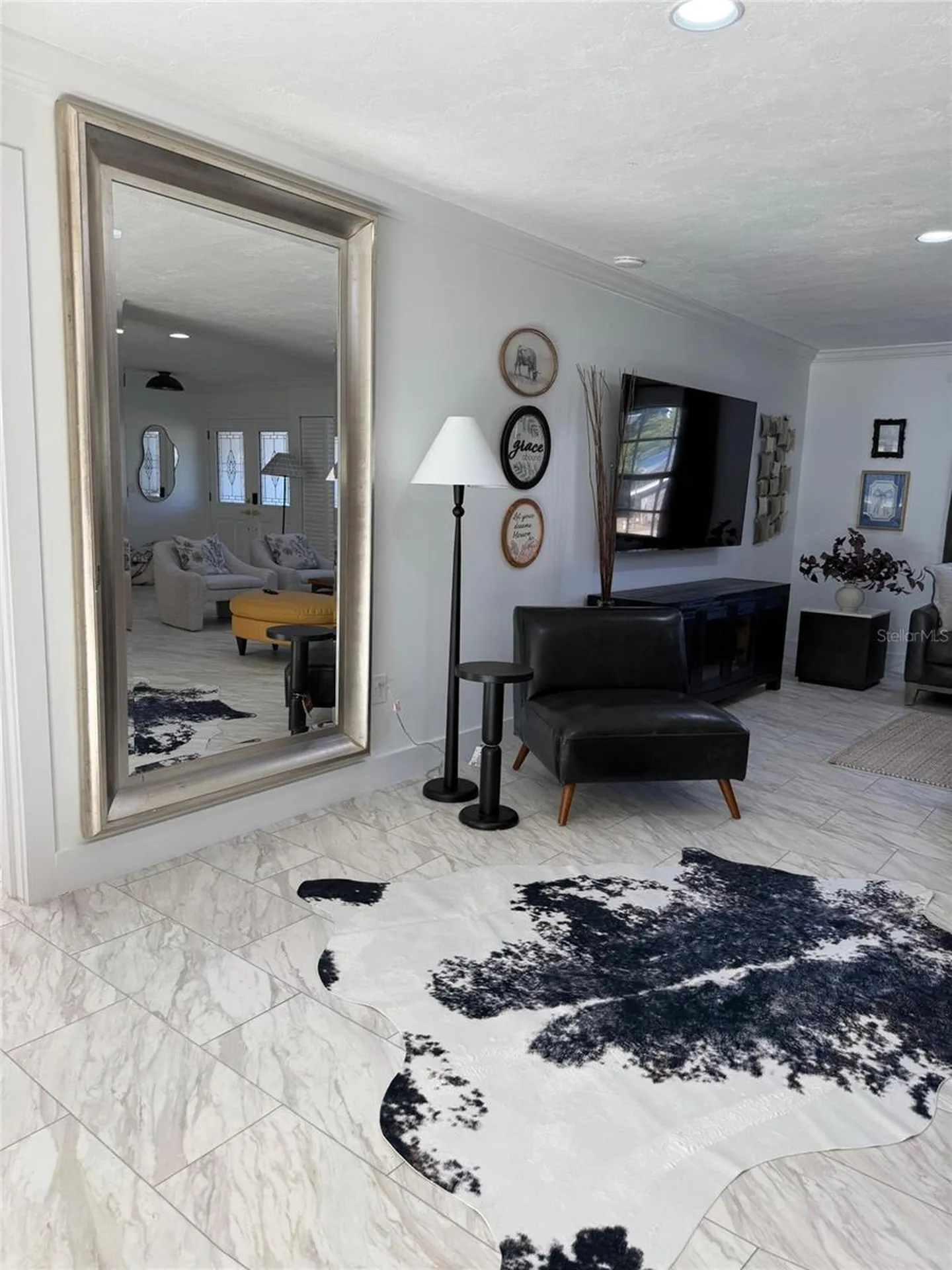 4534 N Lake Drive Sarasota FL 34232