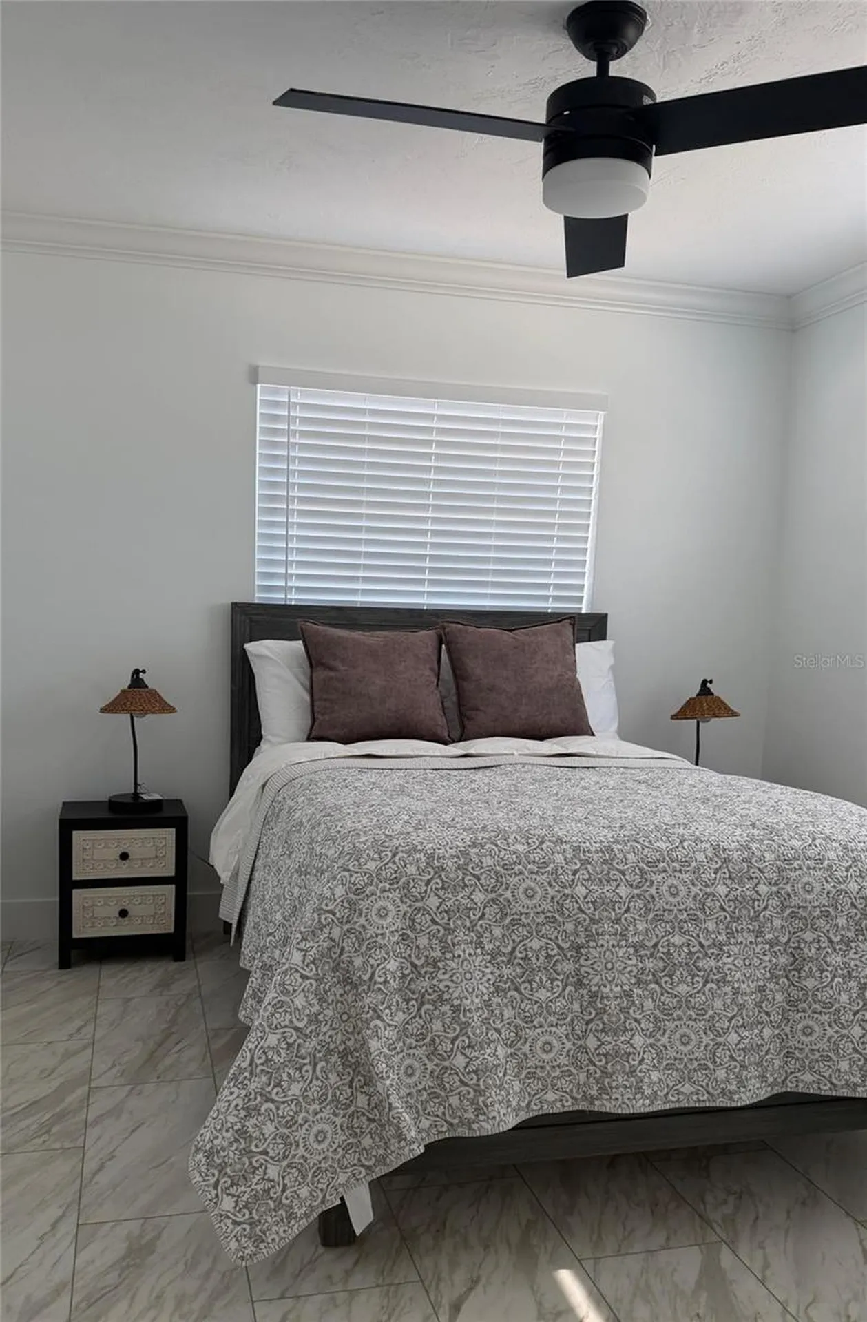4534 N Lake Drive Sarasota FL 34232