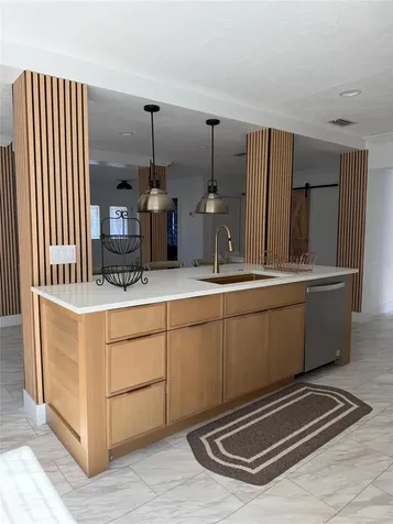 4534 N Lake Drive Sarasota FL 34232