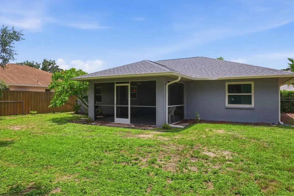 5874 Covington Way Sarasota FL 34232