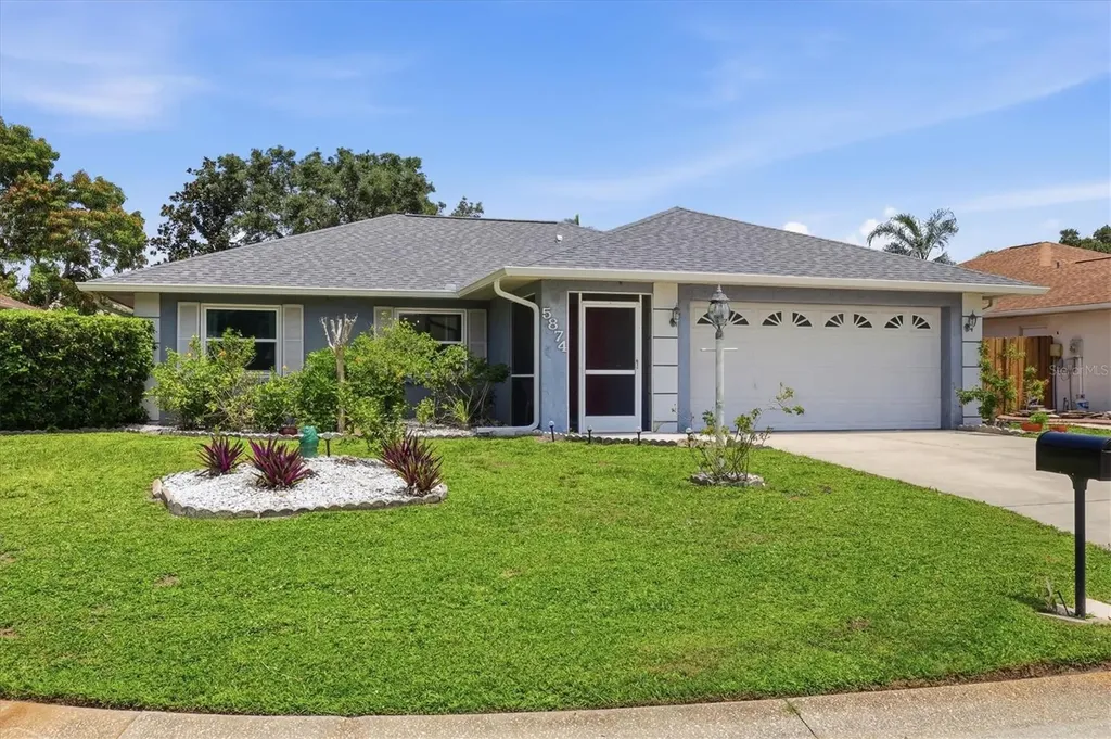 5874 Covington Way Sarasota FL 34232