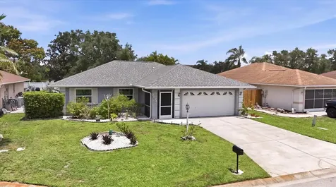 5874 Covington Way Sarasota FL 34232