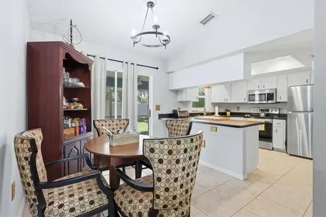 5874 Covington Way Sarasota FL 34232