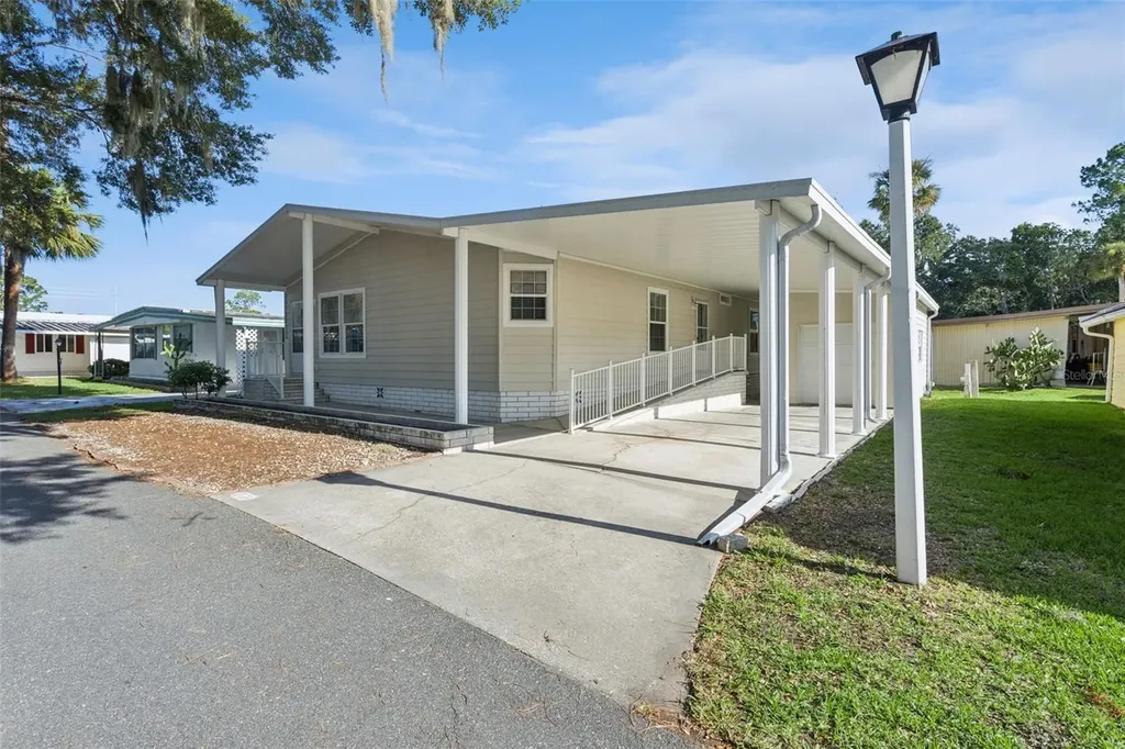 212 Palm Meadows Drive Eustis FL 32726