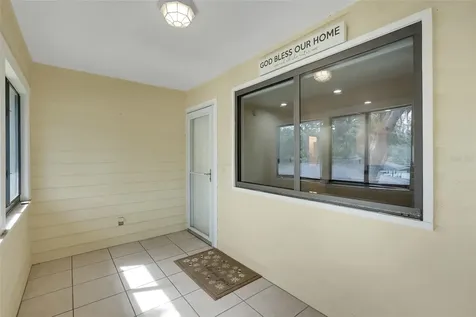 608 S Main Avenue Minneola FL 34715