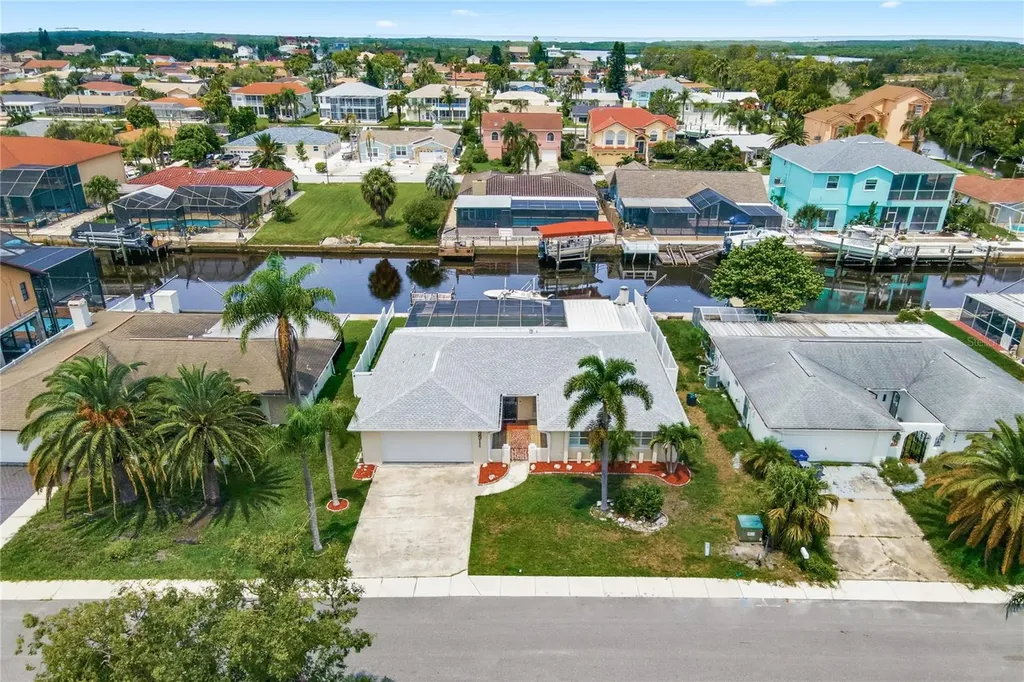 9911 Island Harbor Drive Port Richey FL 34668