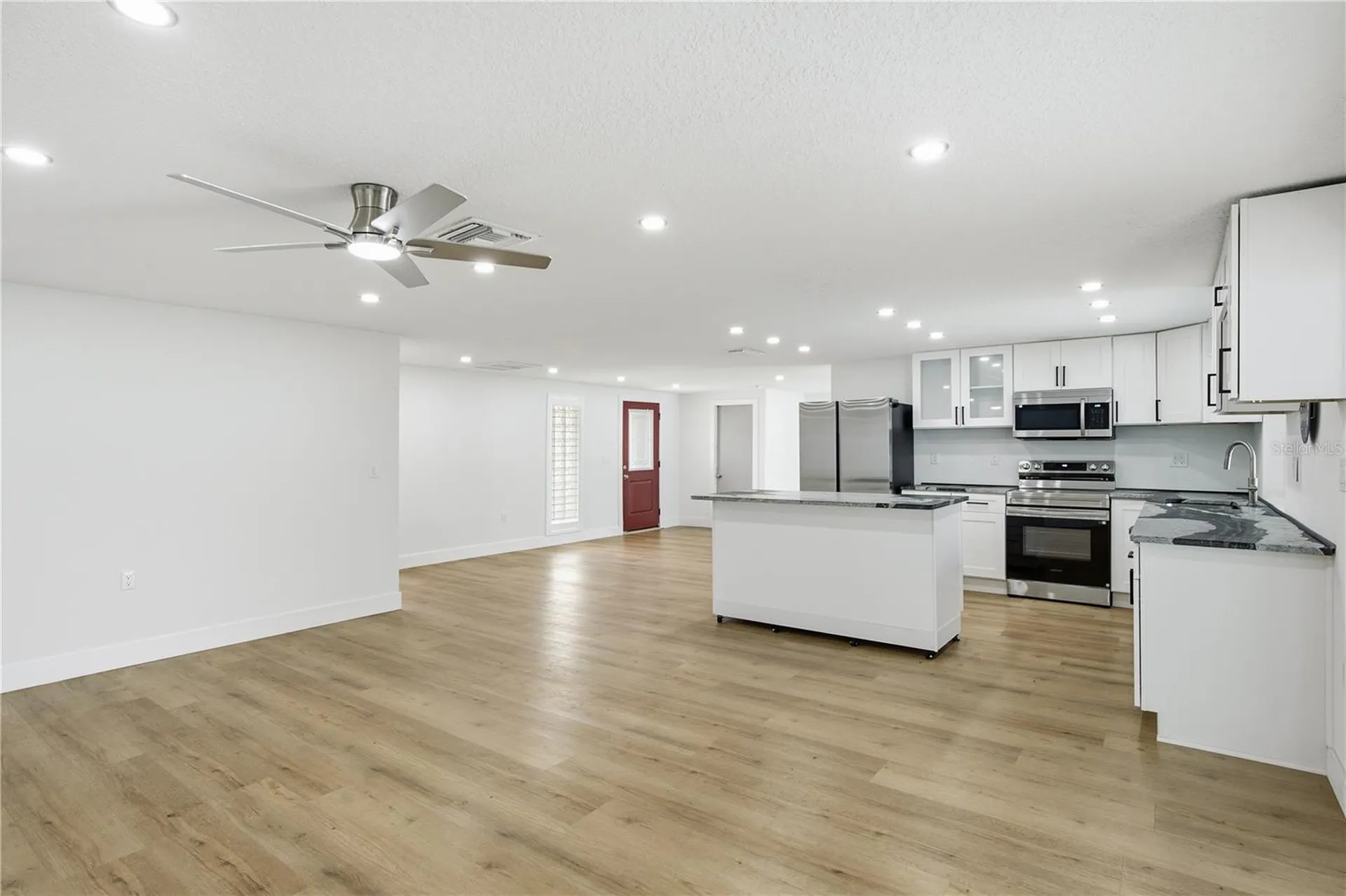 9911 Island Harbor Drive Port Richey FL 34668