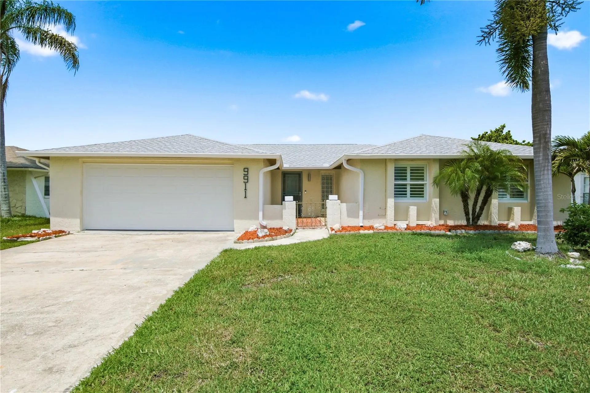 9911 Island Harbor Drive Port Richey FL 34668