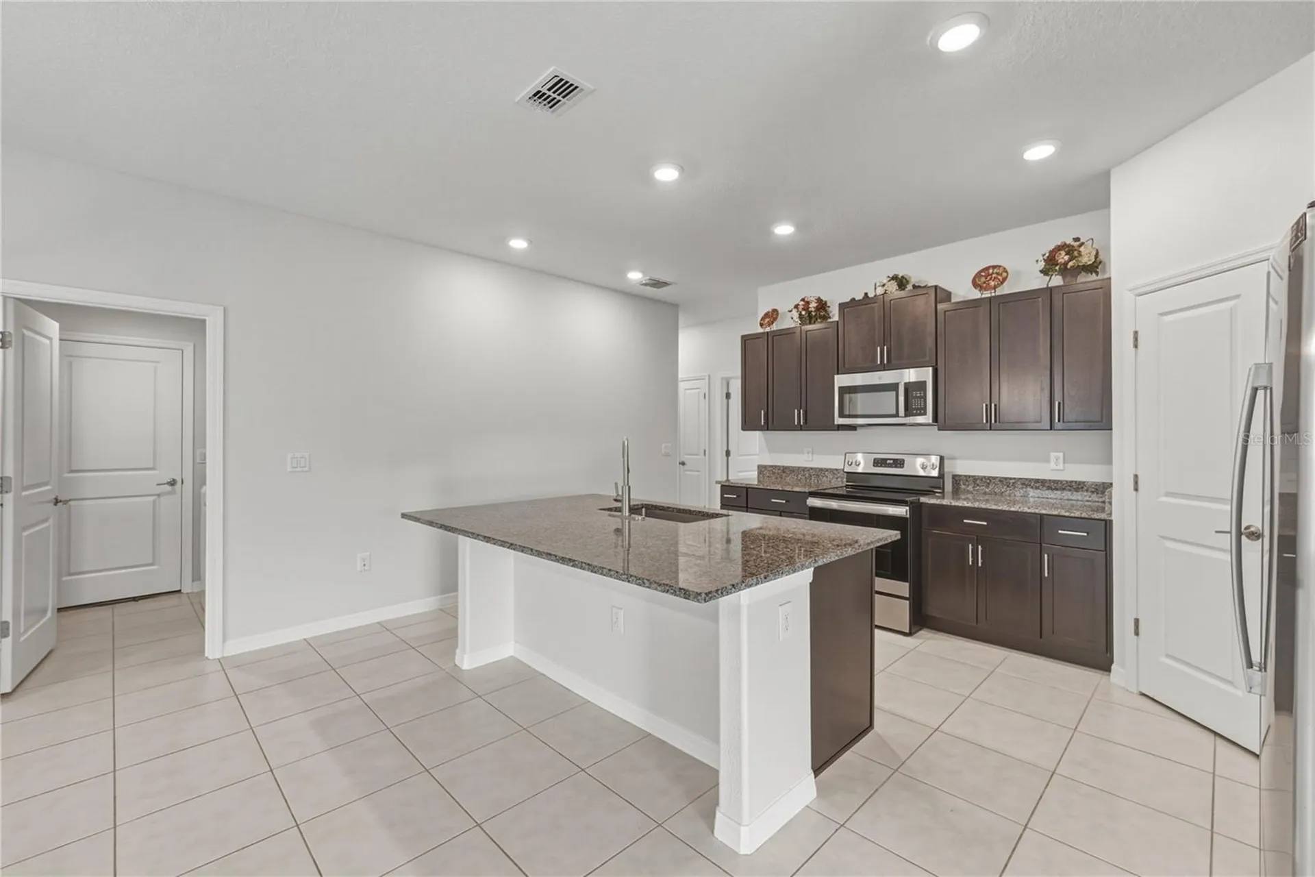 4334 Trotters Way Lakeland FL 33801