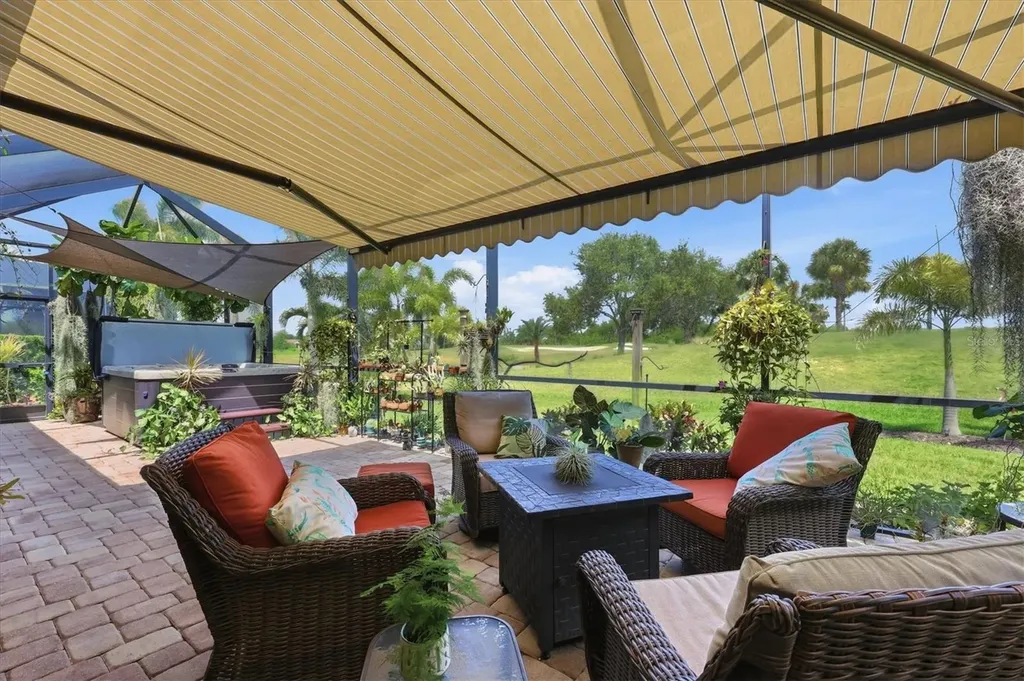 6540 Willowshire Way Bradenton FL 34212