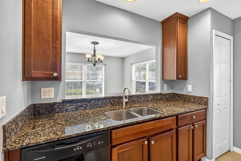 37602 Aaralyn Road Zephyrhills FL 33542